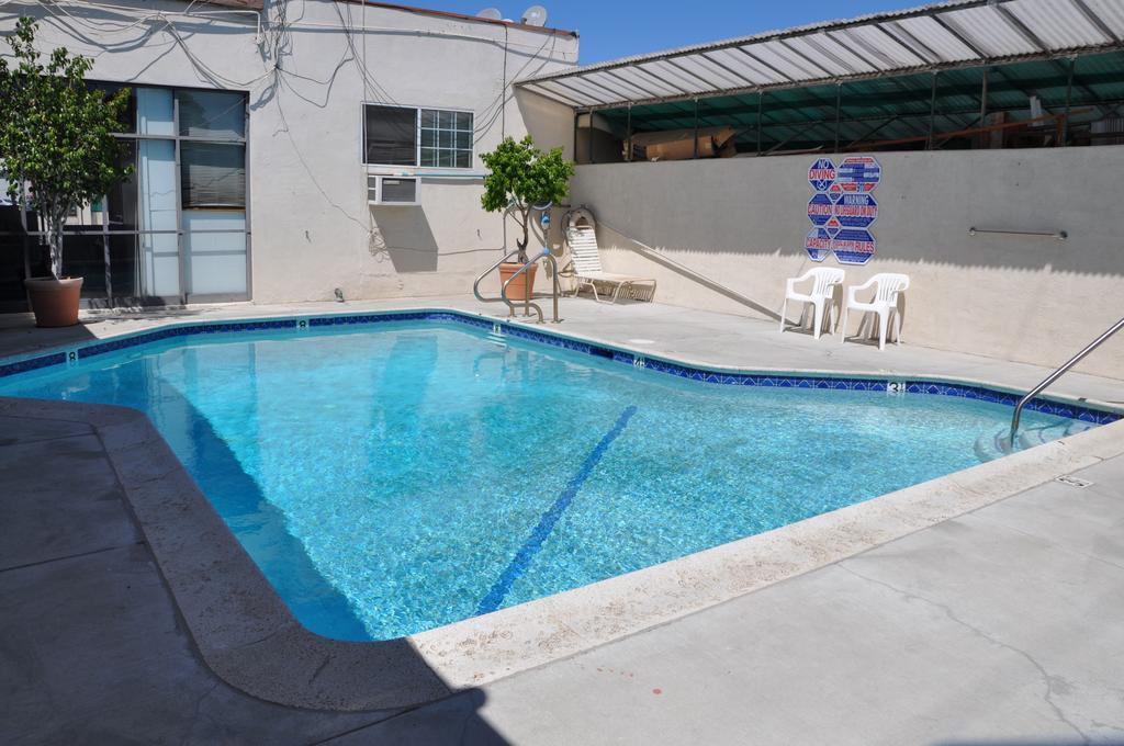 Lax Suites El Segundo Bagian luar foto